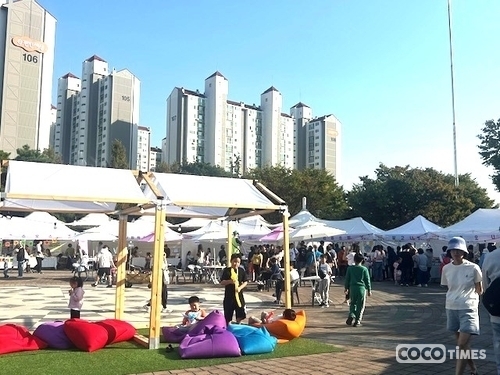 구리시가 2024년 사회적경제 '가치&공감 페스티벌'에서 반려동물 관련 프로그램을 운영, 호응을 얻었다. <구리시 제공>